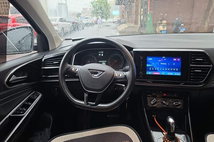 Used Jetta VS5 2021 280TSI Automatic Trend Edition Steering Wheel