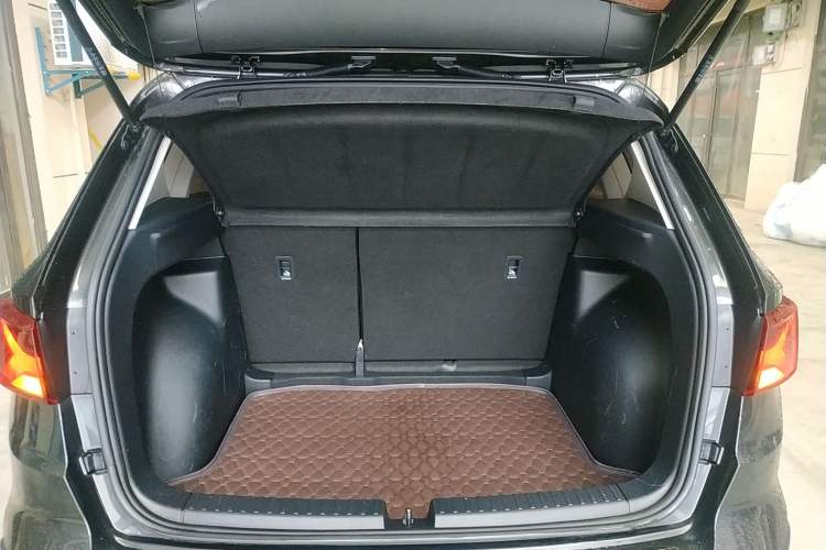 Used Jetta VS5 2021 280TSI Automatic Enjoyment Model Trunk