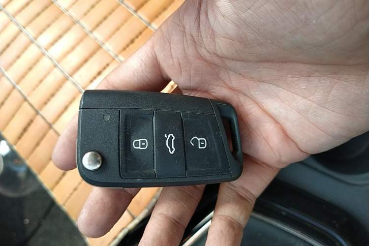 Used Jetta VS5 2021 280TSI Manual Enjoyment Model Vehicle Key