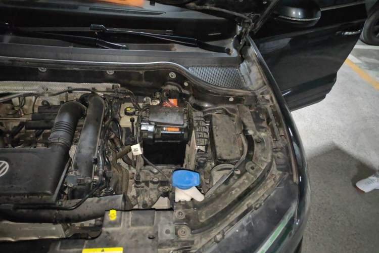 Used Jetta VS5 2021 280TSI Automatic Enjoyment Model Engine Bay Left