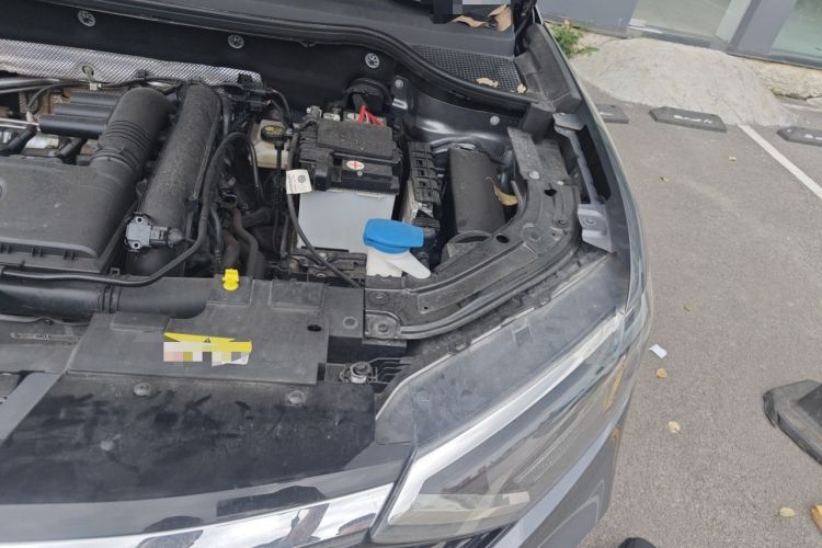 Used Jetta VS5 2021 280TSI Automatic Enjoyment Model Engine Bay Left