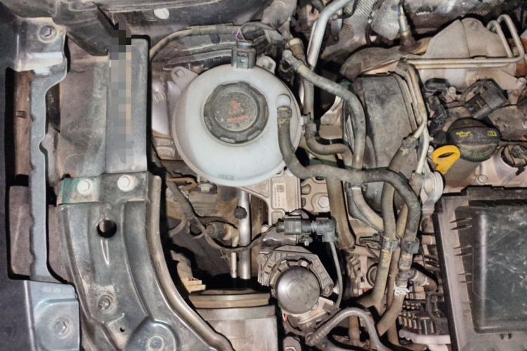 Used Jetta VS5 2021 280TSI Automatic Enjoyment Model Engine Bay Right