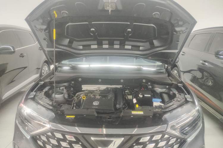 Used Jetta VS5 2021 280TSI Automatic Trend Edition Engine Bay