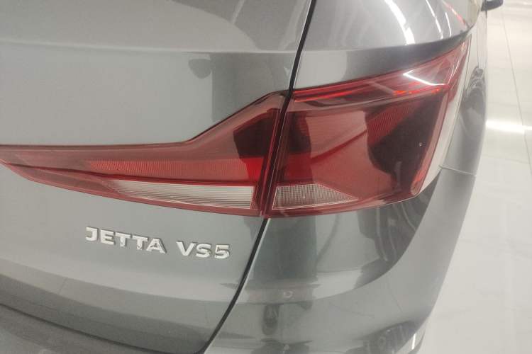 Used Jetta VS5 2021 280TSI Automatic Trend Edition Exterior 3