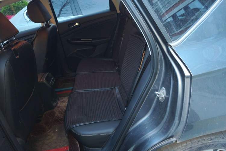 Used Jetta VS5 2021 280TSI Automatic Glory Edition Left Rear Seat