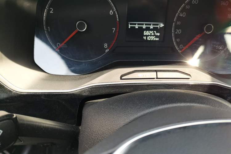 Used Jetta VS5 2021 280TSI Automatic Enjoyment Model Odometer Close Up