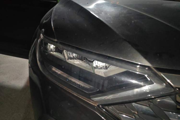 Used Jetta VS5 2021 280TSI Automatic Enjoyment Model Right Front Headlight