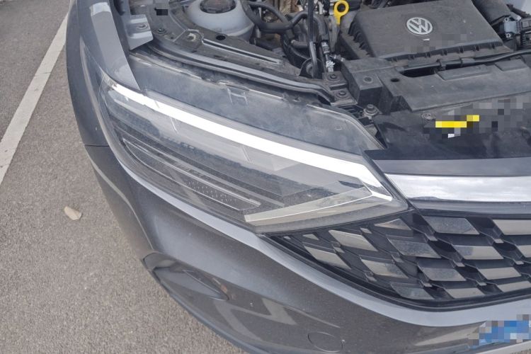 Used Jetta VS5 2021 280TSI Automatic Enjoyment Model Right Front Headlight