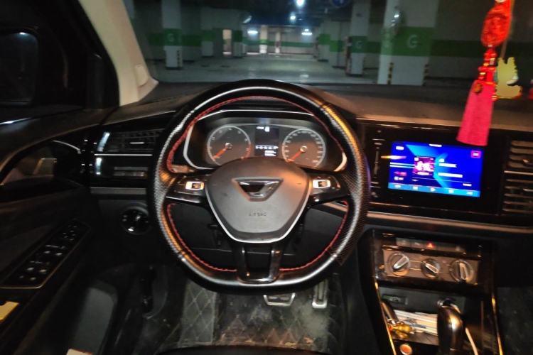 Used Jetta VS5 2021 280TSI Automatic Enjoyment Model Steering Wheel