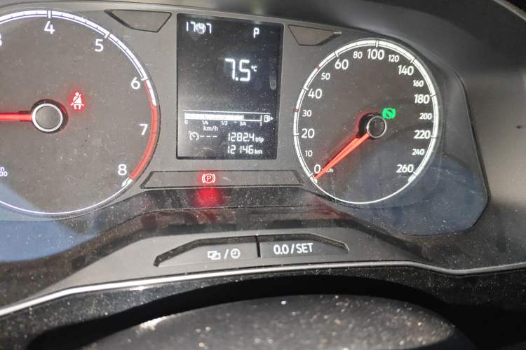 Used Jetta VS5 2021 280TSI Automatic Trend Edition Odometer Close Up