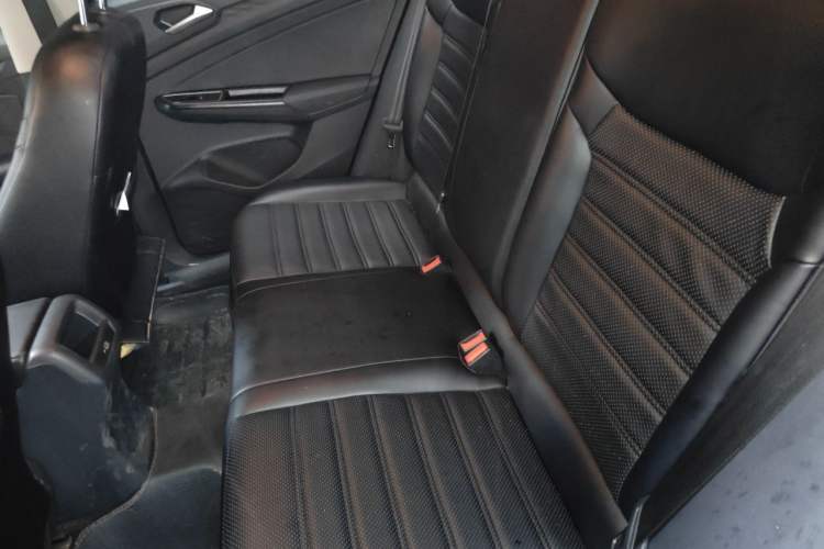 Used Jetta VS5 2021 280TSI Automatic Trend Edition Left Rear Seat