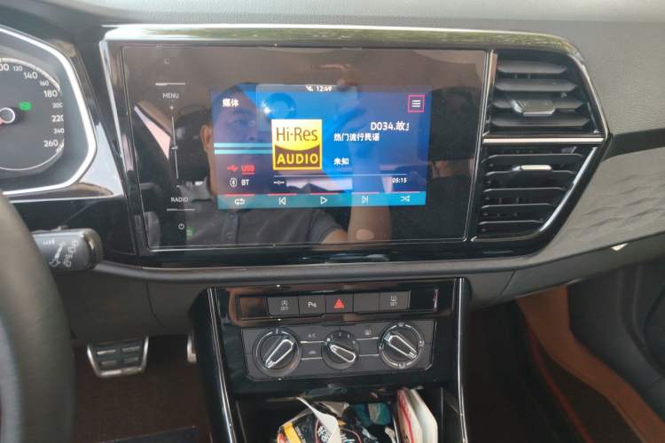 Used Jetta VS5 2021 30th Anniversary Edition Automatic Enjoyment Model Audio And AC Panel