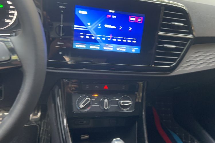 Used Jetta VS5 2021 280TSI Automatic Enjoyment Model Audio And AC Panel