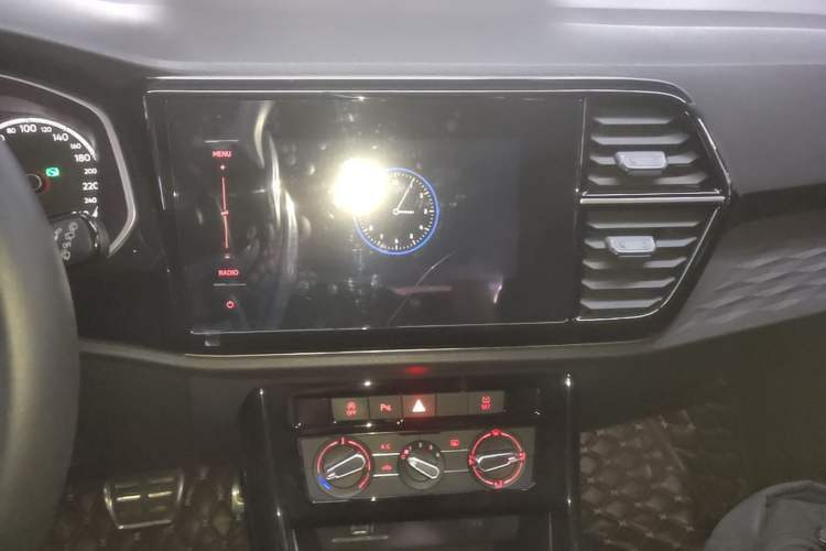 Used Jetta VS5 2021 280TSI Automatic Enjoyment Model Audio And AC Panel