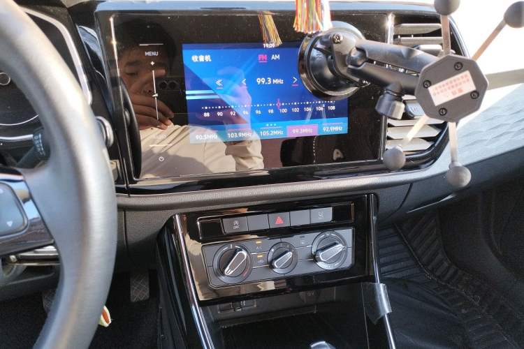 Used Jetta VS5 2021 280TSI Automatic Trend Edition Audio And AC Panel