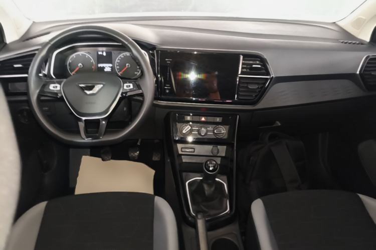 Used Jetta VS5 2021 280TSI Manual Entry-Level Trim Center Console