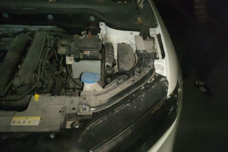 Used Jetta VS5 2021 280TSI Manual Entry-Level Trim Engine Bay Left
