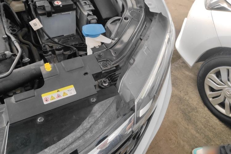 Used Jetta VS5 2021 280TSI Automatic Trend Edition Engine Bay Left