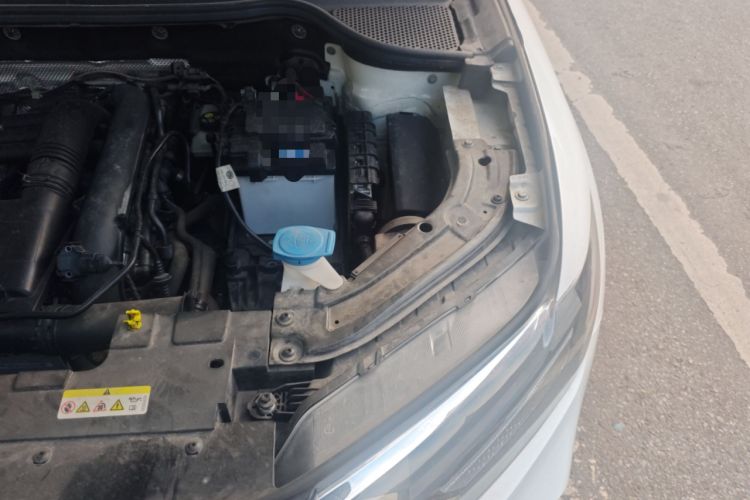 Used Jetta VS5 2021 280TSI Automatic Enjoyment Model Engine Bay Left