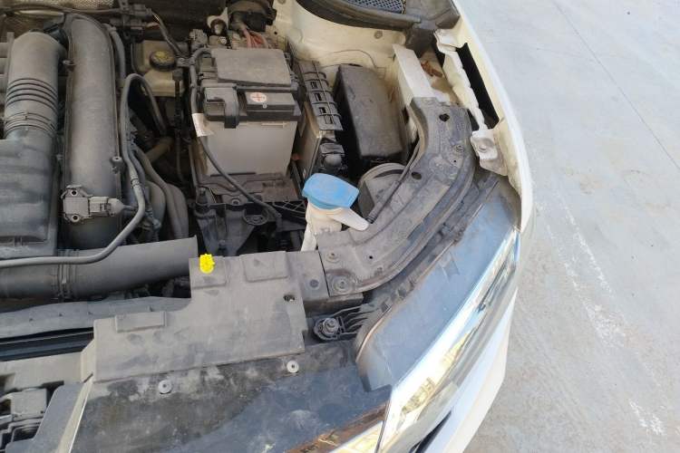 Used Jetta VS5 2021 280TSI Automatic Trend Edition Engine Bay Left