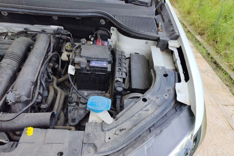 Used Jetta VS5 2021 280TSI Automatic Enjoyment Model Engine Bay Left