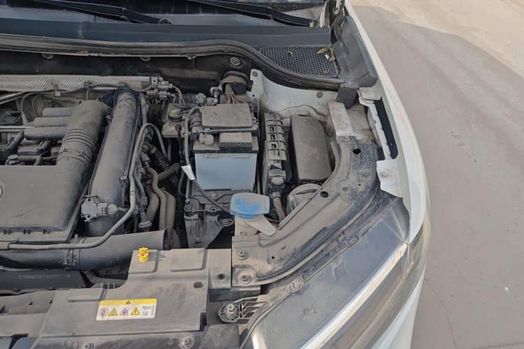 Used Jetta VS5 2021 280TSI Automatic Trend Edition Engine Bay Left