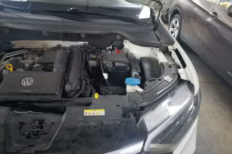 Used Jetta VS5 2021 280TSI Automatic Enjoyment Model Engine Bay Left