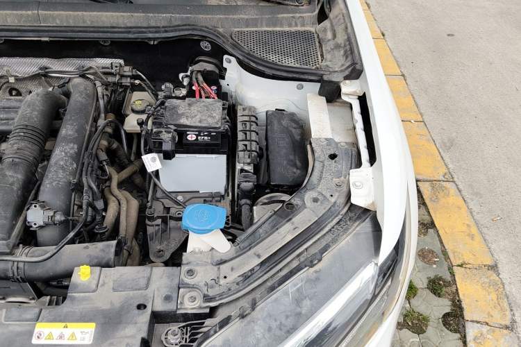 Used Jetta VS5 2021 280TSI Automatic Trend Edition Engine Bay Left