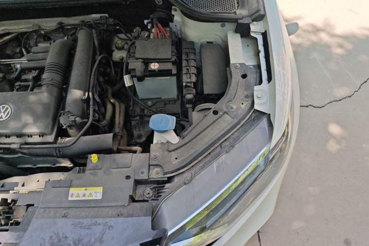 Used Jetta VS5 2021 280TSI Automatic Enjoyment Model Engine Bay Left