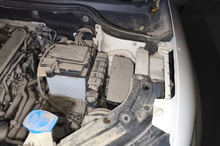 Used Jetta VS5 2021 280TSI Automatic Trend Edition Engine Bay Left