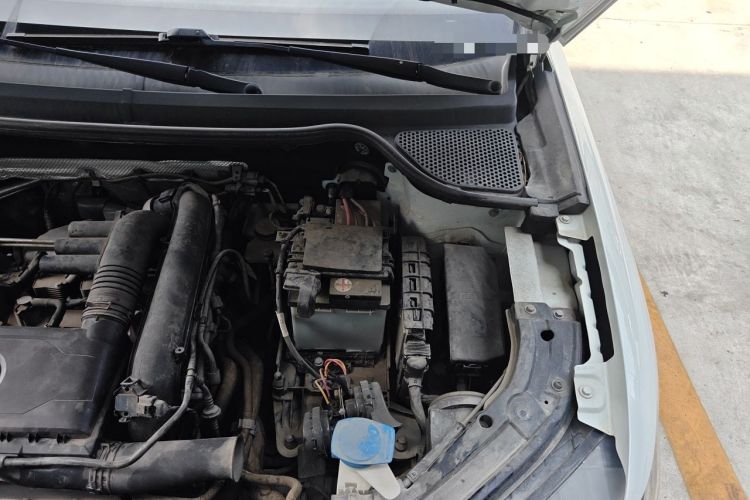 Used Jetta VS5 2021 280TSI Automatic Enjoyment Model Engine Bay Left