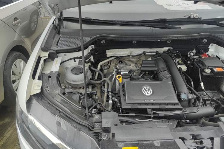 Used Jetta VS5 2021 280TSI Automatic Trend Edition Engine Bay Right