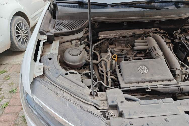 Used Jetta VS5 2021 280TSI Automatic Trend Edition Engine Bay Right