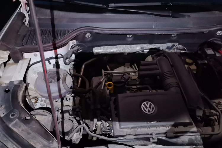 Used Jetta VS5 2021 30th Anniversary Edition Automatic Enjoyment Model Engine Bay Right