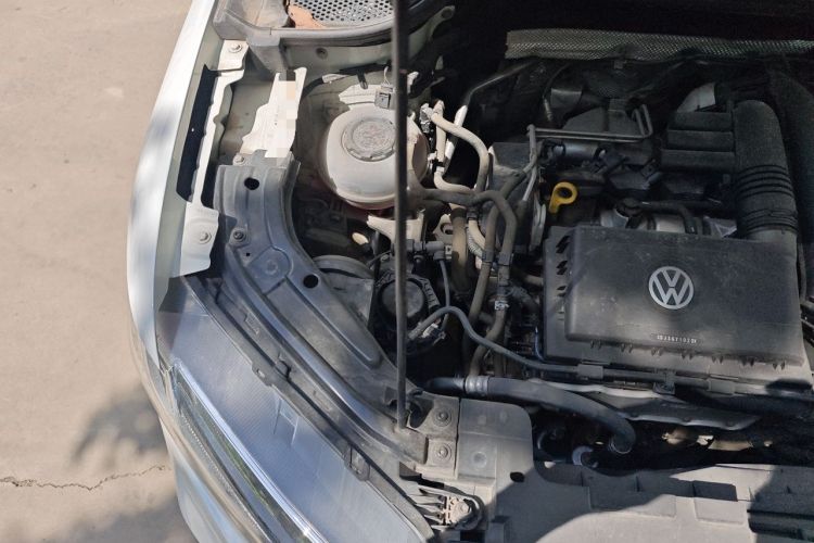 Used Jetta VS5 2021 280TSI Automatic Enjoyment Model Engine Bay Right