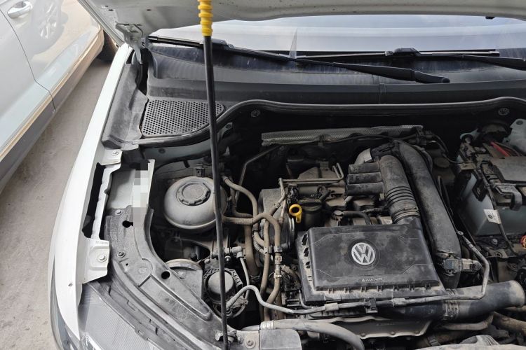Used Jetta VS5 2021 280TSI Automatic Enjoyment Model Engine Bay Right