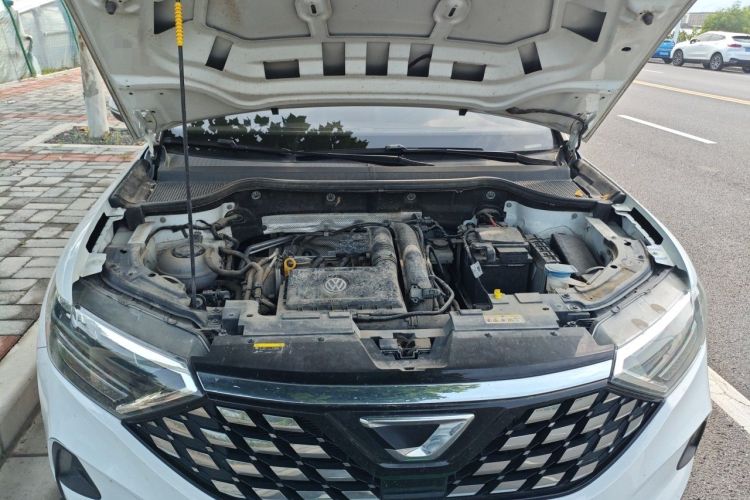 Used Jetta VS5 2021 280TSI Manual Entry-Level Trim Engine Bay