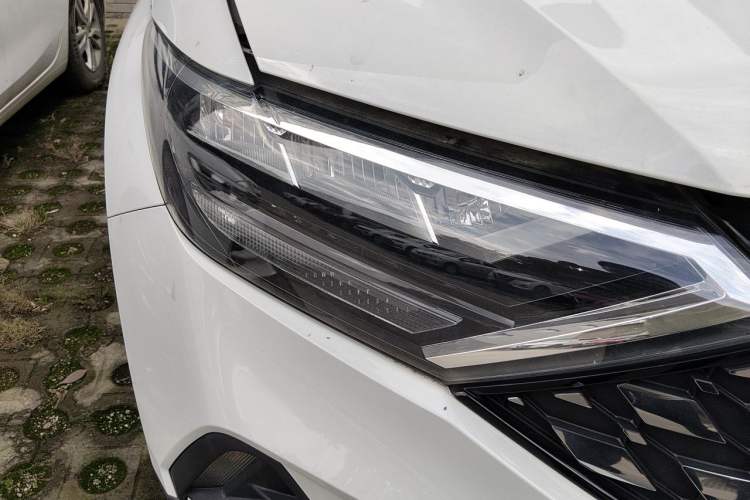 Used Jetta VS5 2021 280TSI Automatic Trend Edition Exterior 3