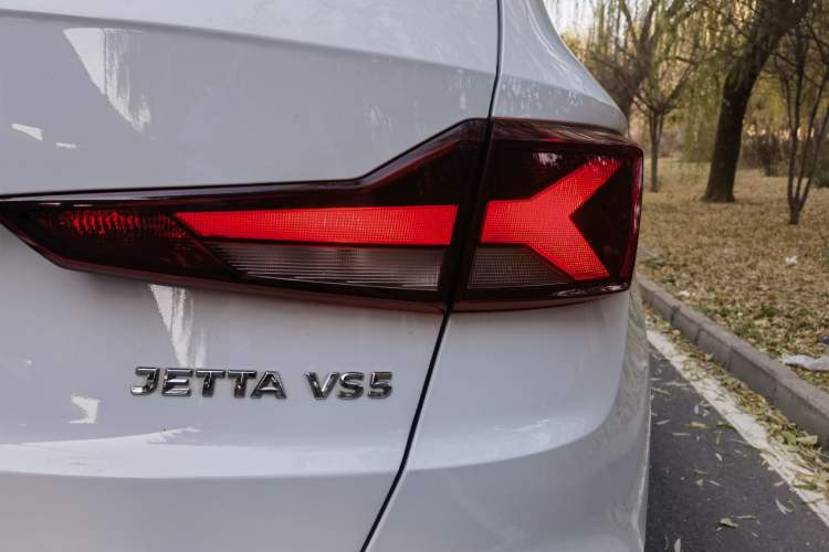 Used Jetta VS5 2021 280TSI Automatic Trend Edition Exterior 5