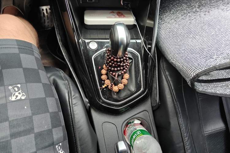 Used Jetta VS5 2021 280TSI Automatic Enjoyment Model Gear Lever