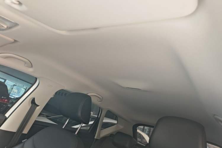 Used Jetta VS5 2021 280TSI Automatic Enjoyment Model Headliner