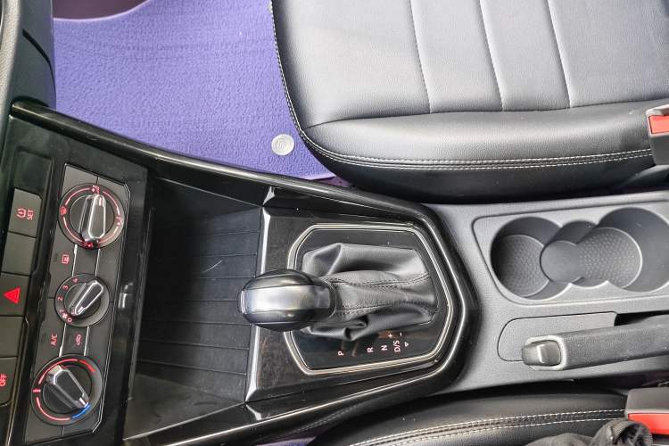 Used Jetta VS5 2021 280TSI Automatic Trend Edition Interior 1