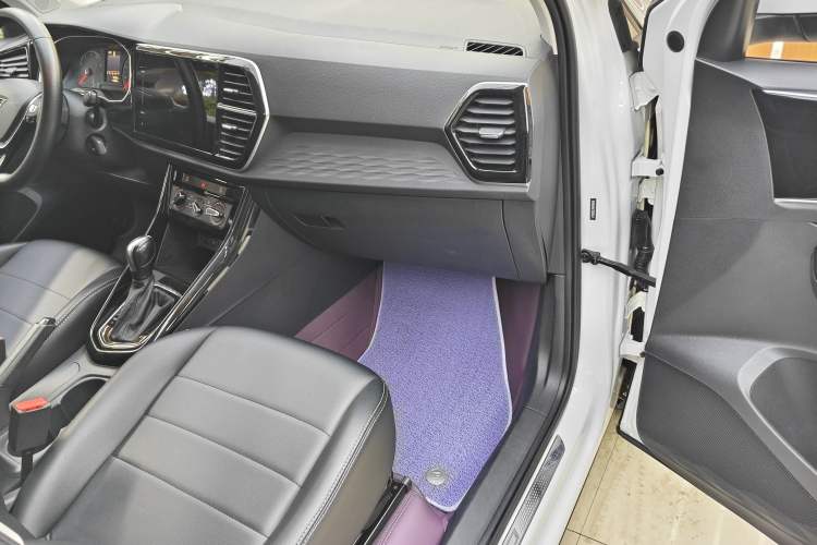 Used Jetta VS5 2021 280TSI Automatic Trend Edition Interior 10