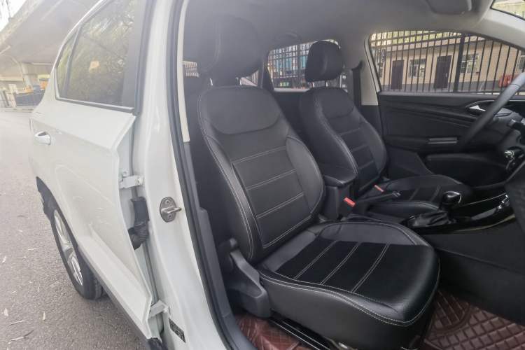 Used Jetta VS5 2021 280TSI Automatic Trend Edition Interior 10