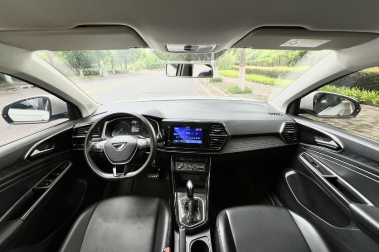 Used Jetta VS5 2021 280TSI Automatic Trend Edition Interior 2