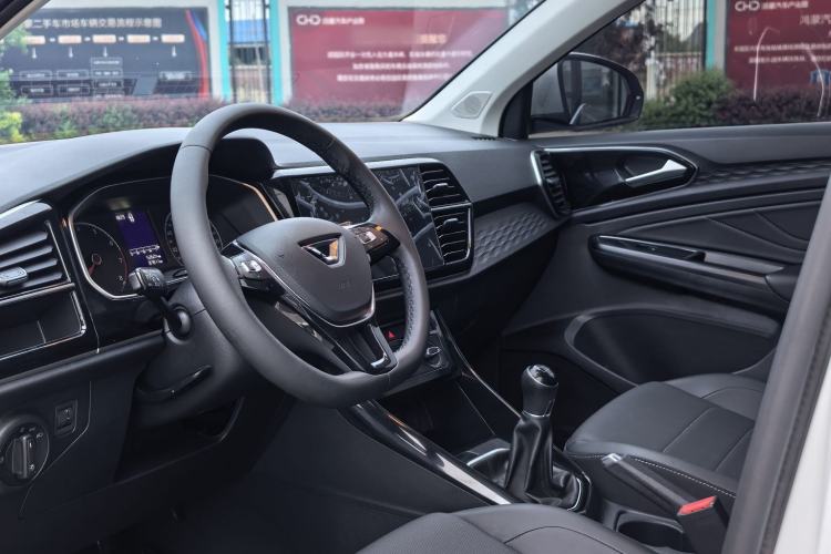 Used Jetta VS5 2021 280TSI Manual Enjoyment Model Interior 2
