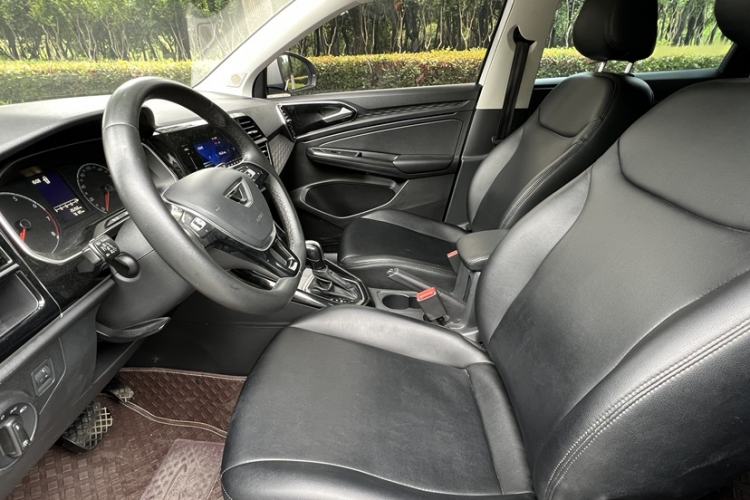 Used Jetta VS5 2021 280TSI Automatic Trend Edition Interior 3