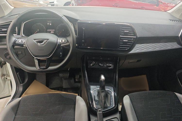 Used Jetta VS5 2021 280TSI Automatic Trend Edition Interior 3