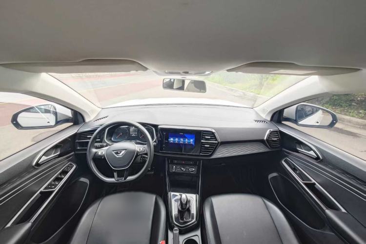 Used Jetta VS5 2021 280TSI Automatic Trend Edition Interior 4