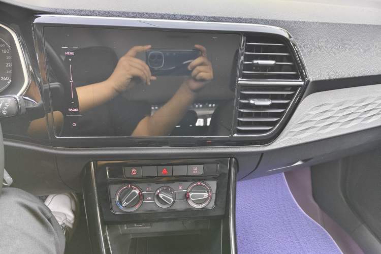 Used Jetta VS5 2021 280TSI Automatic Trend Edition Interior 4
